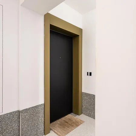 Apartment Le Corti Segrete. Petrella Mailand