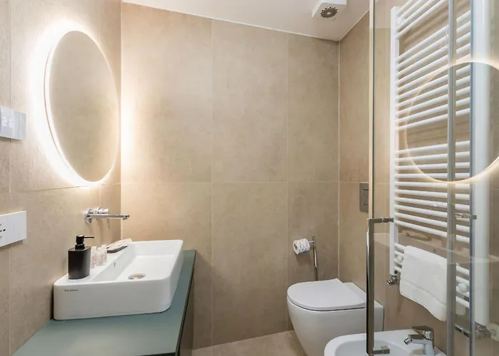 Le Corti Segrete. Petrella Apartment Mailand