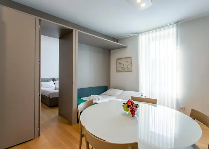 Le Corti Segrete. Petrella Apartment Mailand