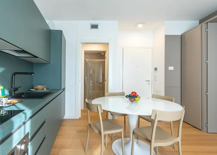Le Corti Segrete. Petrella Apartment Mailand